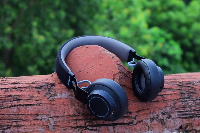 noise cancelling headphones for mowing